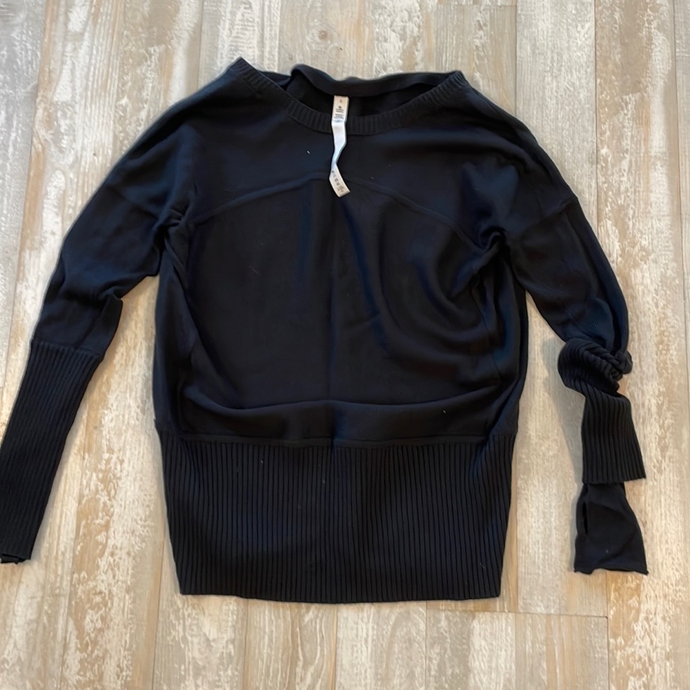 Lulu lemon sweater